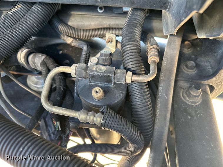 image for item LO9504 2006 International  CF600 dump truck