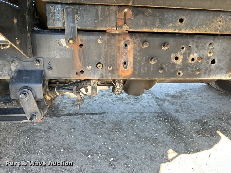 image for item LO9504 2006 International  CF600 dump truck