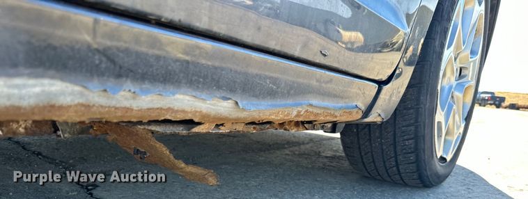 image for item LO9505 2010 Ford  Fusion 