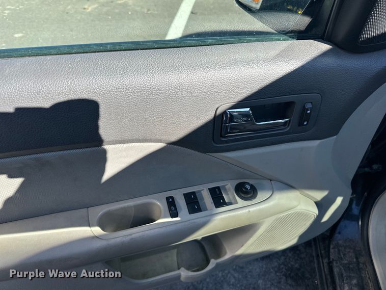 image for item LO9505 2010 Ford  Fusion 