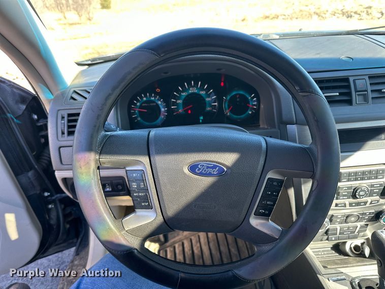 image for item LO9505 2010 Ford  Fusion 