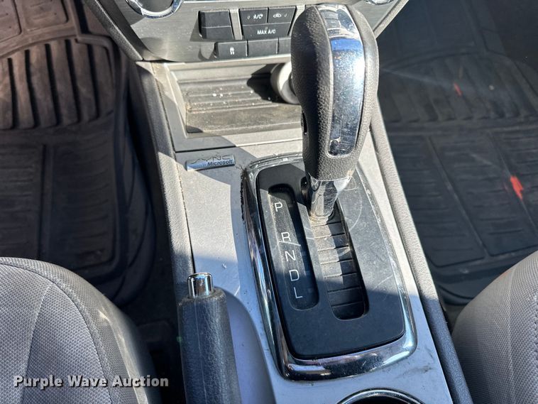 image for item LO9505 2010 Ford  Fusion 