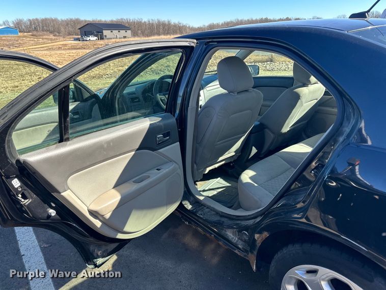 image for item LO9505 2010 Ford  Fusion 