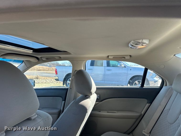 image for item LO9505 2010 Ford  Fusion 