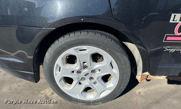 image for item LO9505 2010 Ford  Fusion 