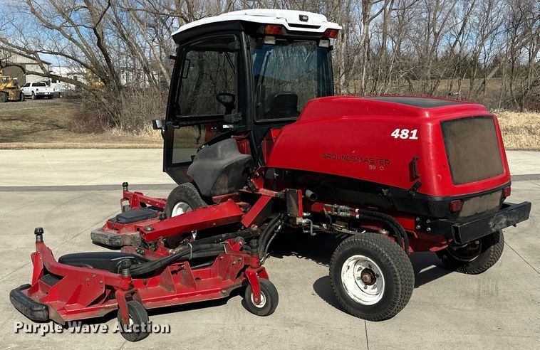 image for item LO9506 2013 Toro Groundsmaster 5900 lawn mower
