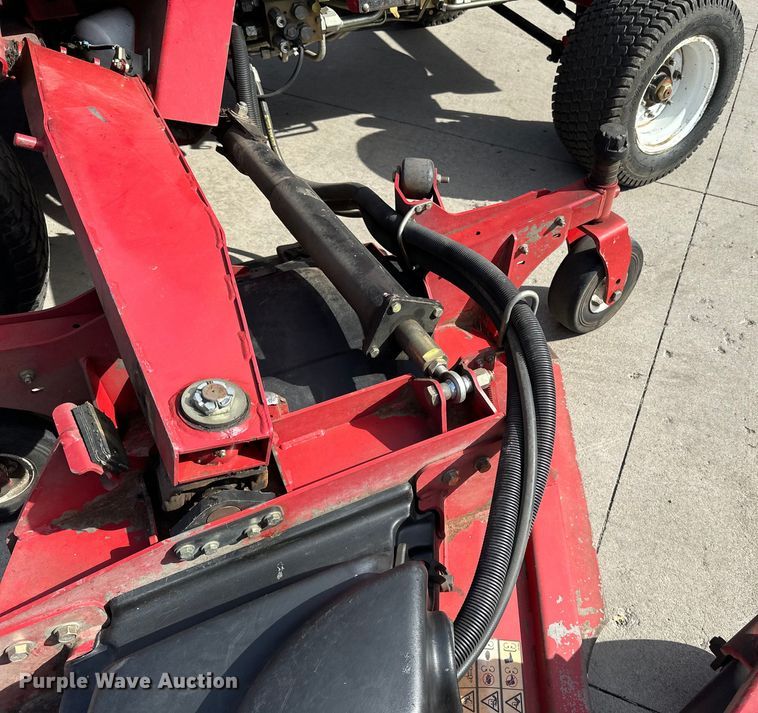 image for item LO9506 2013 Toro Groundsmaster 5900 lawn mower