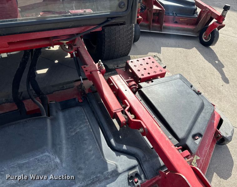 image for item LO9506 2013 Toro Groundsmaster 5900 lawn mower