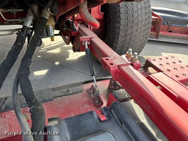 image for item LO9506 2013 Toro Groundsmaster 5900 lawn mower