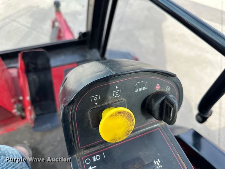 image for item LO9506 2013 Toro Groundsmaster 5900 lawn mower