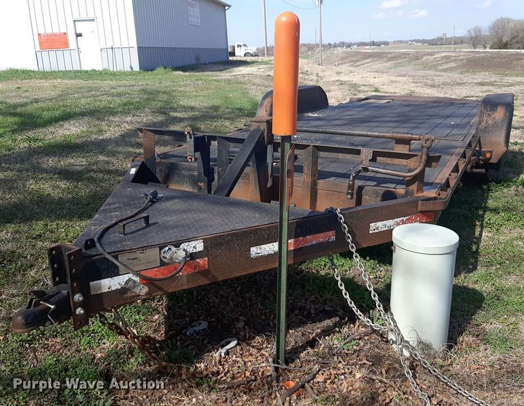 image for item MA9286 2006 Neal  F350 tilt deck equipment trailer