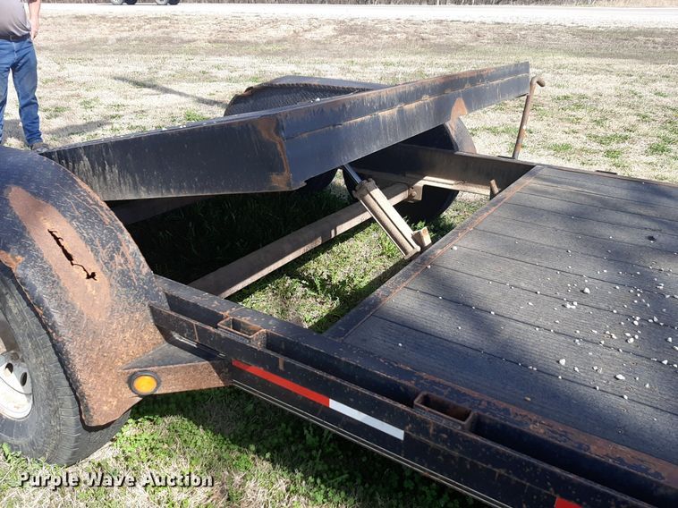 image for item MA9286 2006 Neal  F350 tilt deck equipment trailer