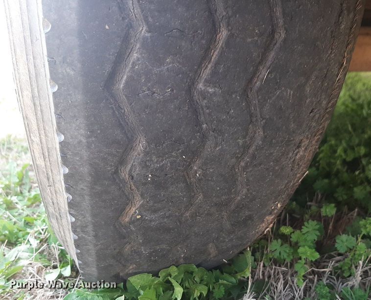 image for item MA9286 2006 Neal  F350 tilt deck equipment trailer