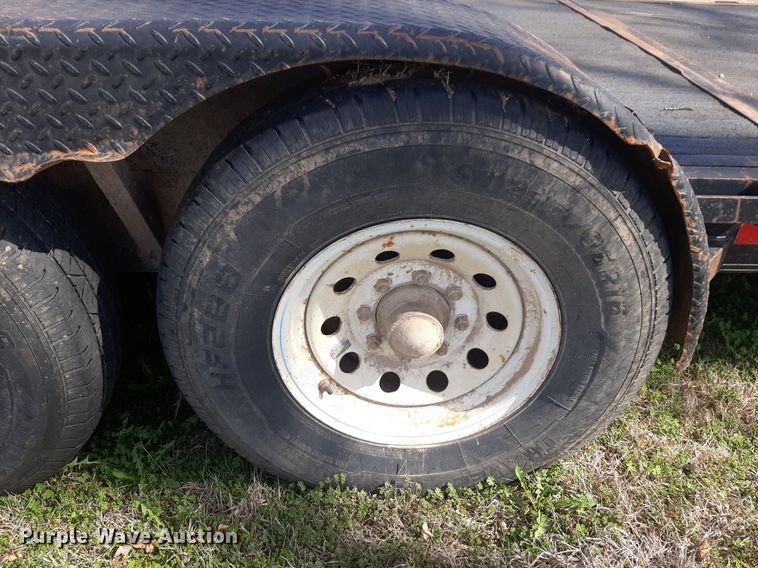 image for item MA9286 2006 Neal  F350 tilt deck equipment trailer