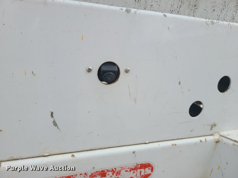 image for item MQ9578 2018 Chevrolet Silverado 2500HD Crew Cab utility bed pickup truck