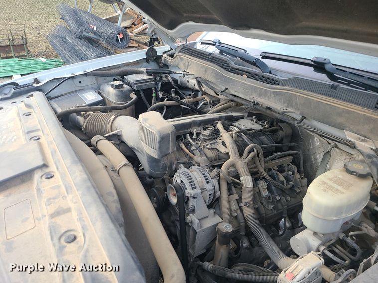 image for item MQ9578 2018 Chevrolet Silverado 2500HD Crew Cab utility bed pickup truck