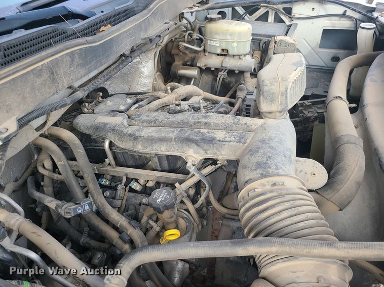 image for item MQ9578 2018 Chevrolet Silverado 2500HD Crew Cab utility bed pickup truck