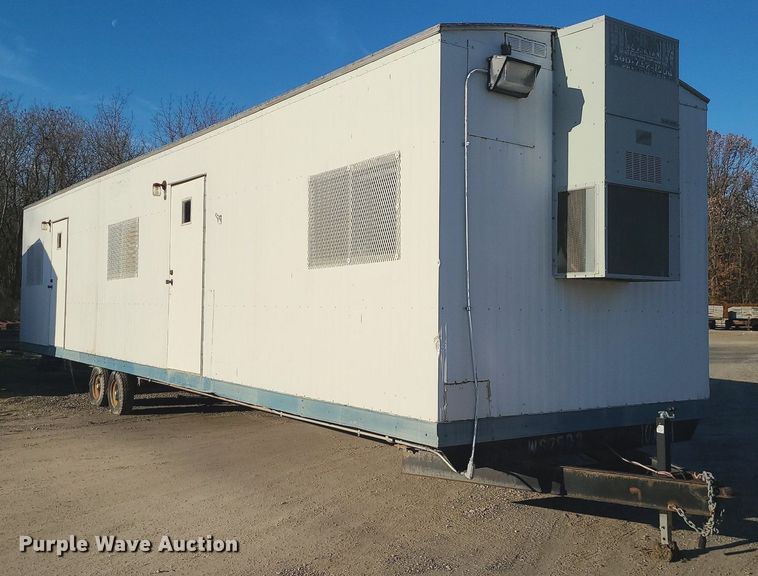 image for item MQ9596 2002 Office trailer