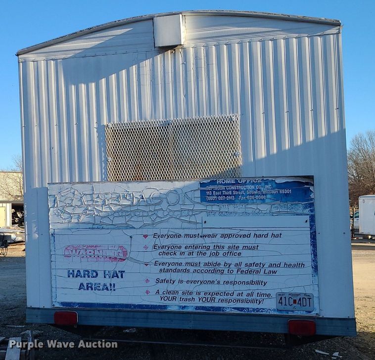 image for item MQ9596 2002 Office trailer