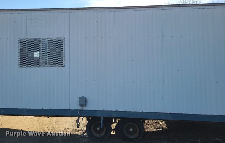 image for item MQ9596 2002 Office trailer