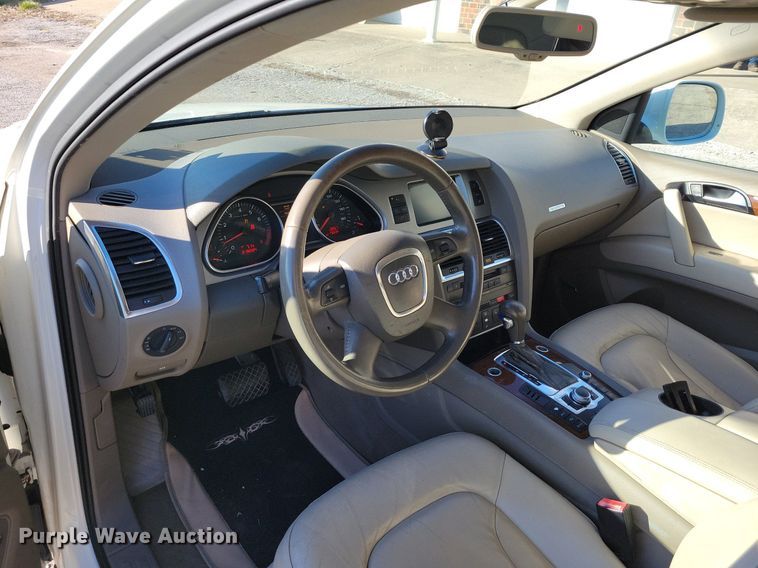 image for item MQ9684 2008 Audi Q7 SUV