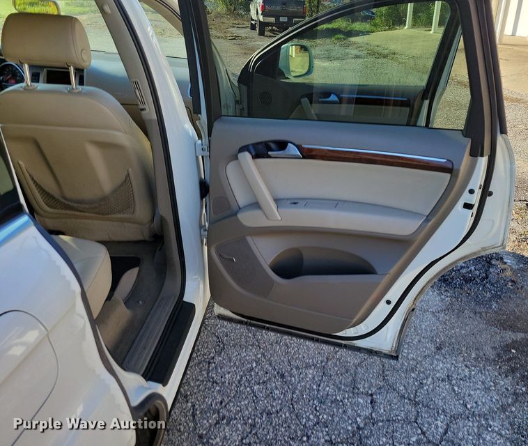 image for item MQ9684 2008 Audi Q7 SUV