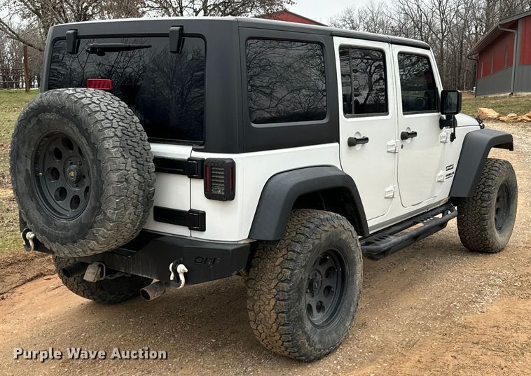 image for item ND9049 2014 Jeep Wrangler Sport Unlimited SUV