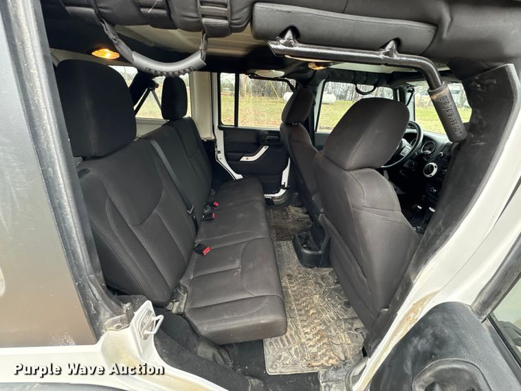 image for item ND9049 2014 Jeep Wrangler Sport Unlimited SUV