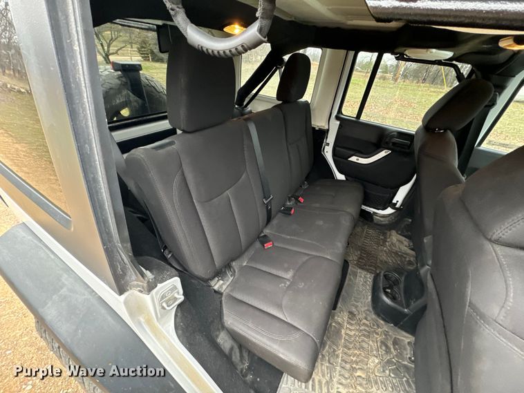 image for item ND9049 2014 Jeep Wrangler Sport Unlimited SUV