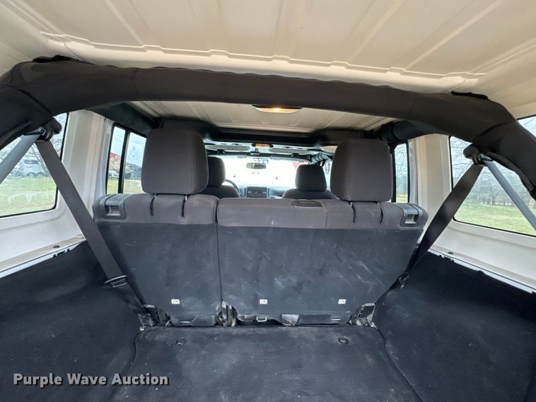 image for item ND9049 2014 Jeep Wrangler Sport Unlimited SUV