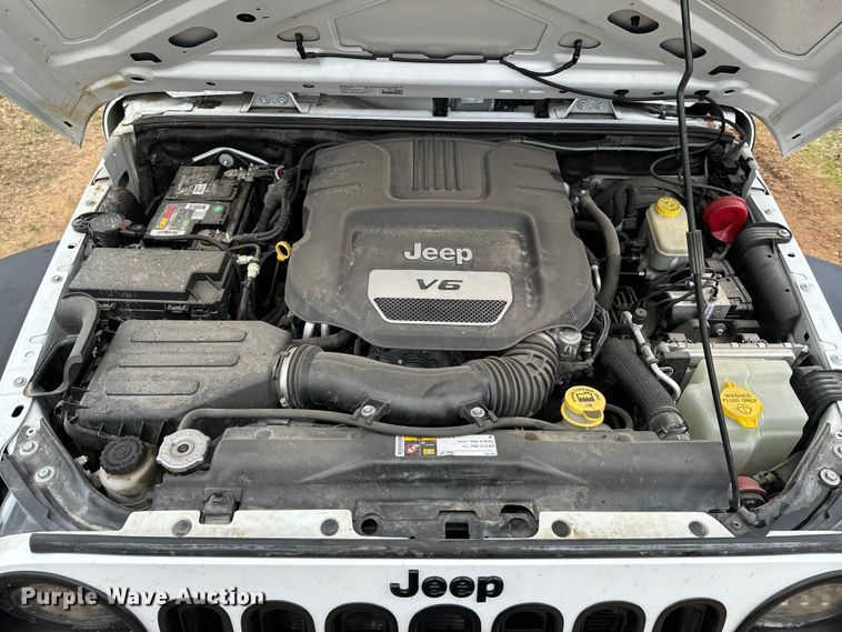 image for item ND9049 2014 Jeep Wrangler Sport Unlimited SUV