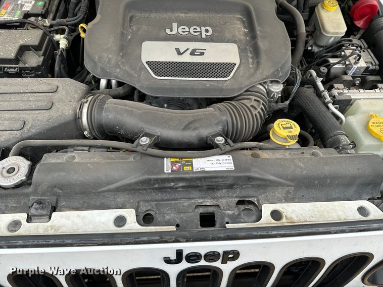 image for item ND9049 2014 Jeep Wrangler Sport Unlimited SUV