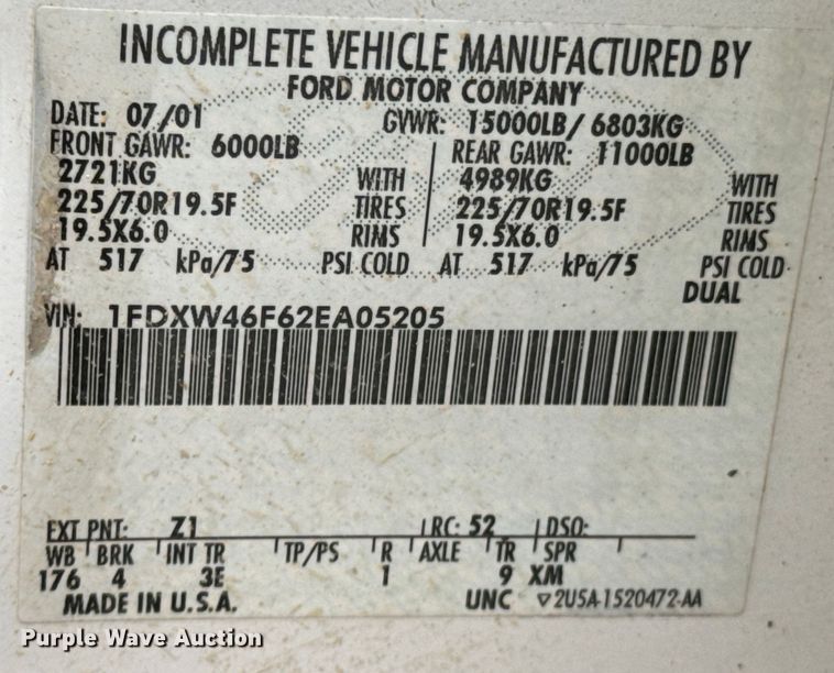 image for item ND9050 2002 Ford F450 Super Duty Crew Cab flatbed truck