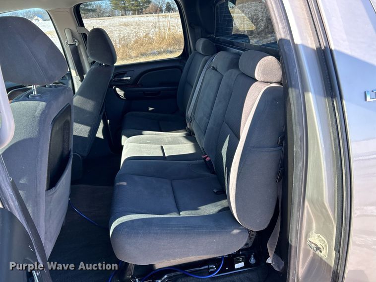 image for item NE9735 2009 Chevrolet Avalanche LT Crew Cab pickup truck