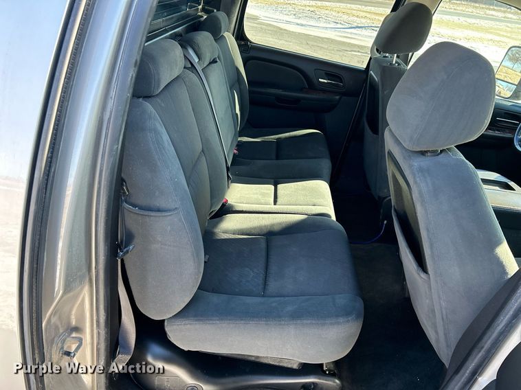 image for item NE9735 2009 Chevrolet Avalanche LT Crew Cab pickup truck