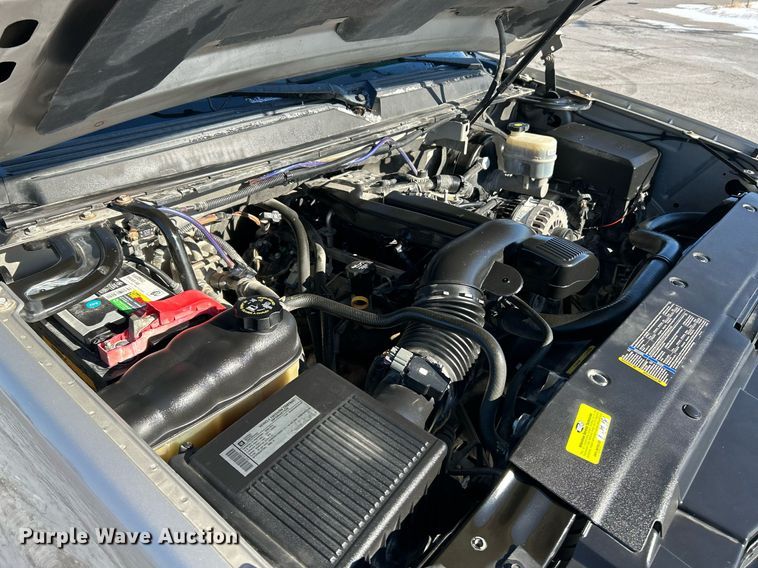 image for item NE9735 2009 Chevrolet Avalanche LT Crew Cab pickup truck