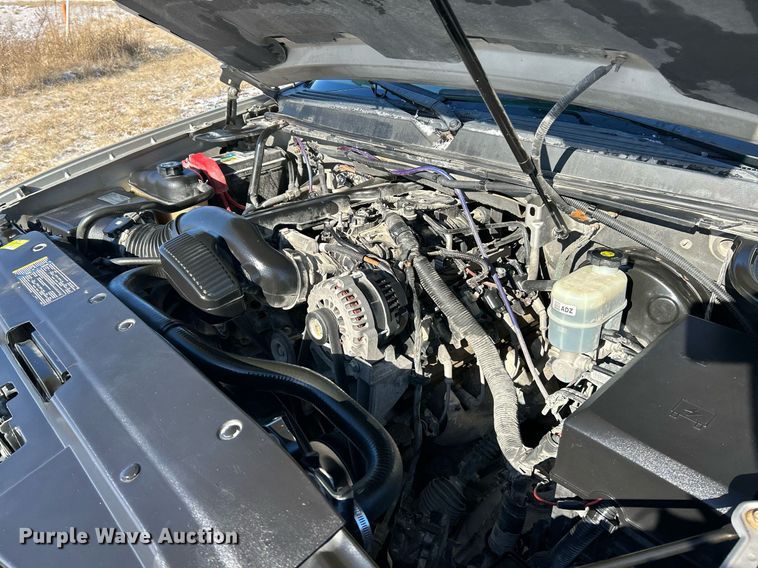 image for item NE9735 2009 Chevrolet Avalanche LT Crew Cab pickup truck