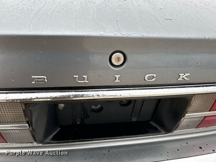 image for item NE9757 1991 Buick  Park Avenue  