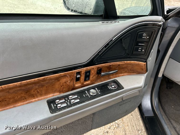 image for item NE9757 1991 Buick  Park Avenue  