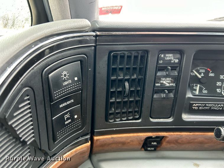 image for item NE9757 1991 Buick  Park Avenue  