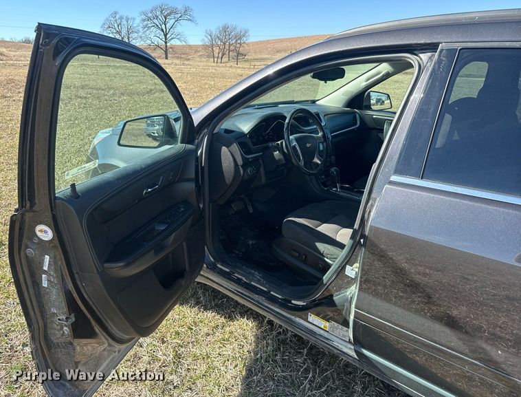 image for item NF9356 2016 Chevrolet  Traverse LT SUV