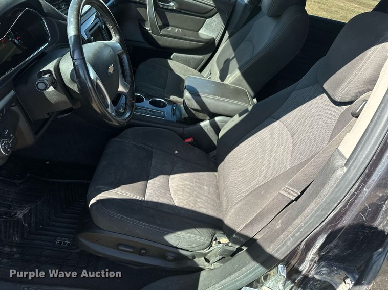 image for item NF9356 2016 Chevrolet  Traverse LT SUV