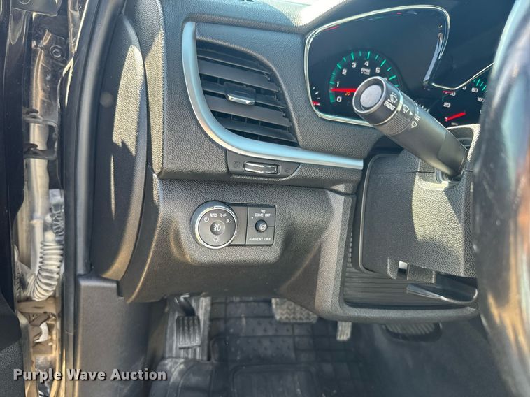 image for item NF9356 2016 Chevrolet  Traverse LT SUV