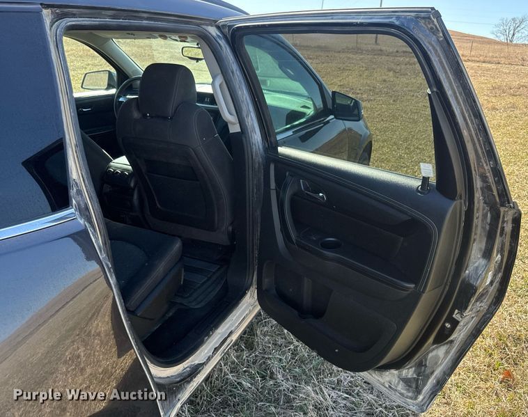 image for item NF9356 2016 Chevrolet  Traverse LT SUV
