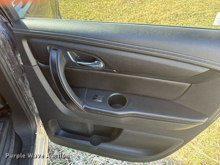 image for item NF9356 2016 Chevrolet  Traverse LT SUV