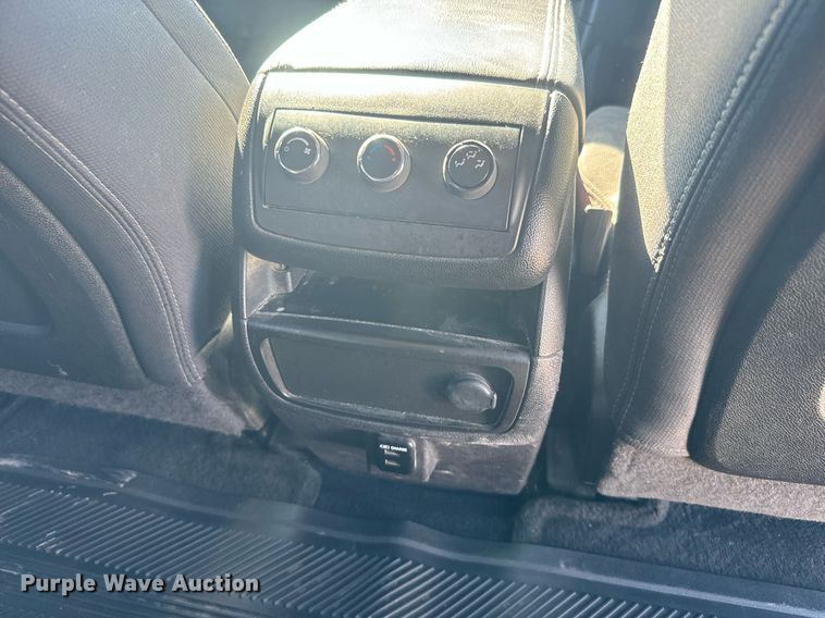 image for item NF9356 2016 Chevrolet  Traverse LT SUV