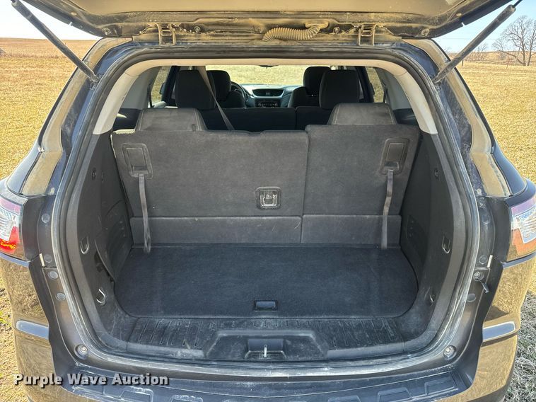 image for item NF9356 2016 Chevrolet  Traverse LT SUV