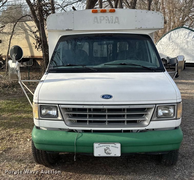 image for item NF9474 1994 Ford  E350 bus