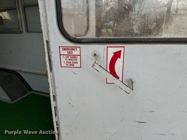 image for item NF9474 1994 Ford  E350 bus