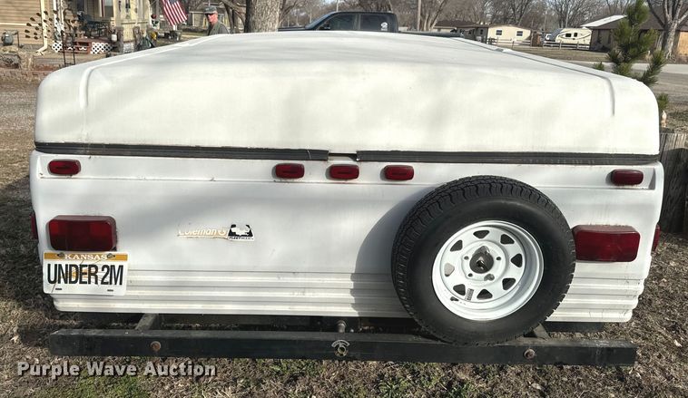 image for item NF9476 1999 Fleetwood Santa Fe camper